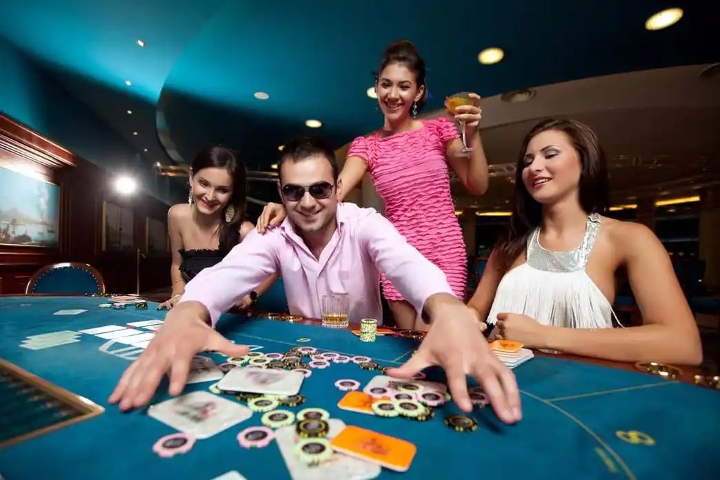 atk7777 APP ထဲ Live Casino Slots Esports ဂိမ်းများ မြင်ကွင်း
